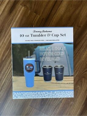 New Tommy Bahama Tumbler Set